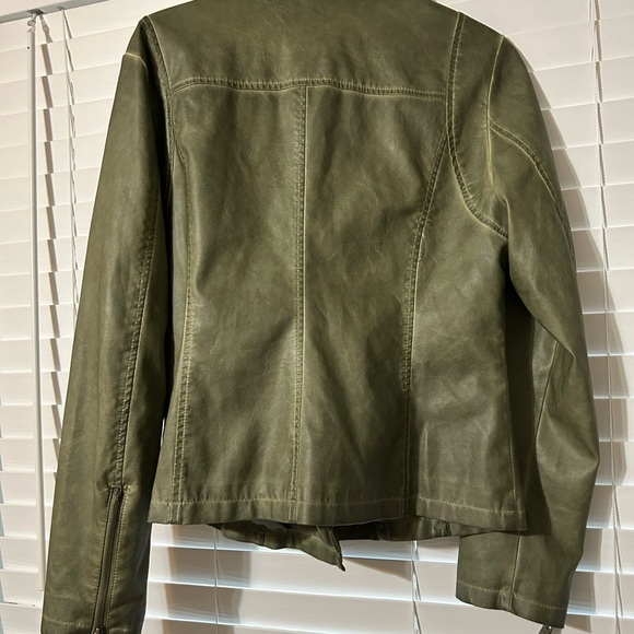 Max Studio jacket. Green, large, worn twice. - Picture 2 of 3